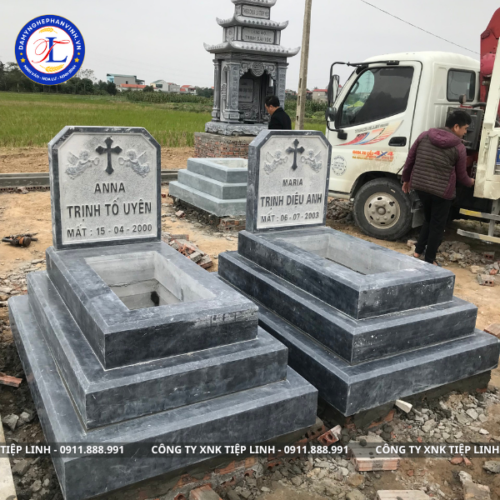 Mộ công giáo - Mẫu 09